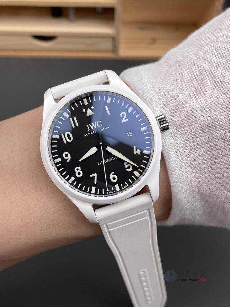 M+厂太浩湖特别款曝光！陶瓷壳+蓝宝石镜面，这质感堪比正品？ | 奈斯探表