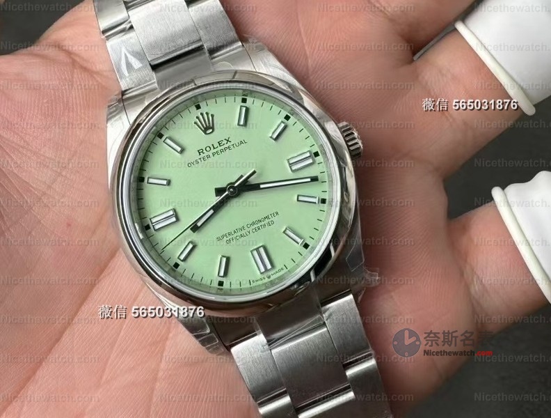 复刻表圈“王炸”组合亮相！VS厂开心果绿恒动+蓝面DD，看完谁还去专柜排队？ | 奈斯探表