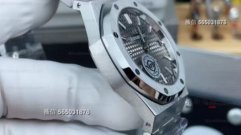 小手腕有救了！APS钢王37mm灰盘15450终极版曝光，这光影盘纹美到让人失眠！ | 奈斯探表