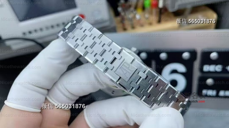 小手腕有救了！APS钢王37mm灰盘15450终极版曝光，这光影盘纹美到让人失眠！ | 奈斯探表