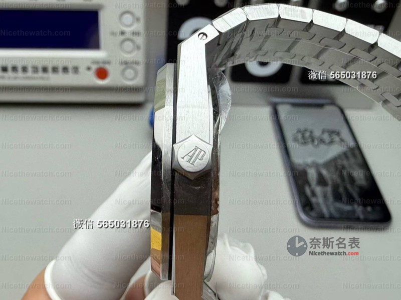 APS爱彼15500V3真实体验报告：3k内戴出15万质感，值不值？ | 奈斯探表