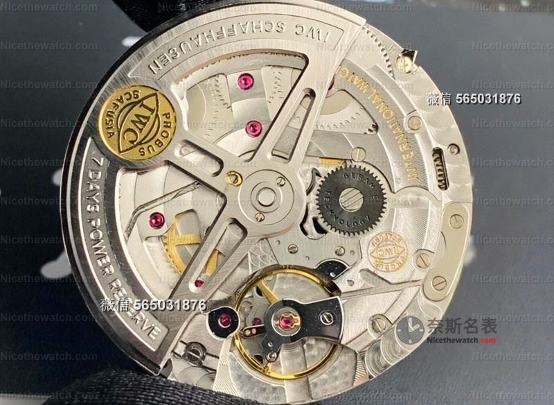 【真实佩戴30天后我决定回购】ZF厂万国葡七白面蓝针，复刻表界的“天花板”长什么样？ | 奈斯探表