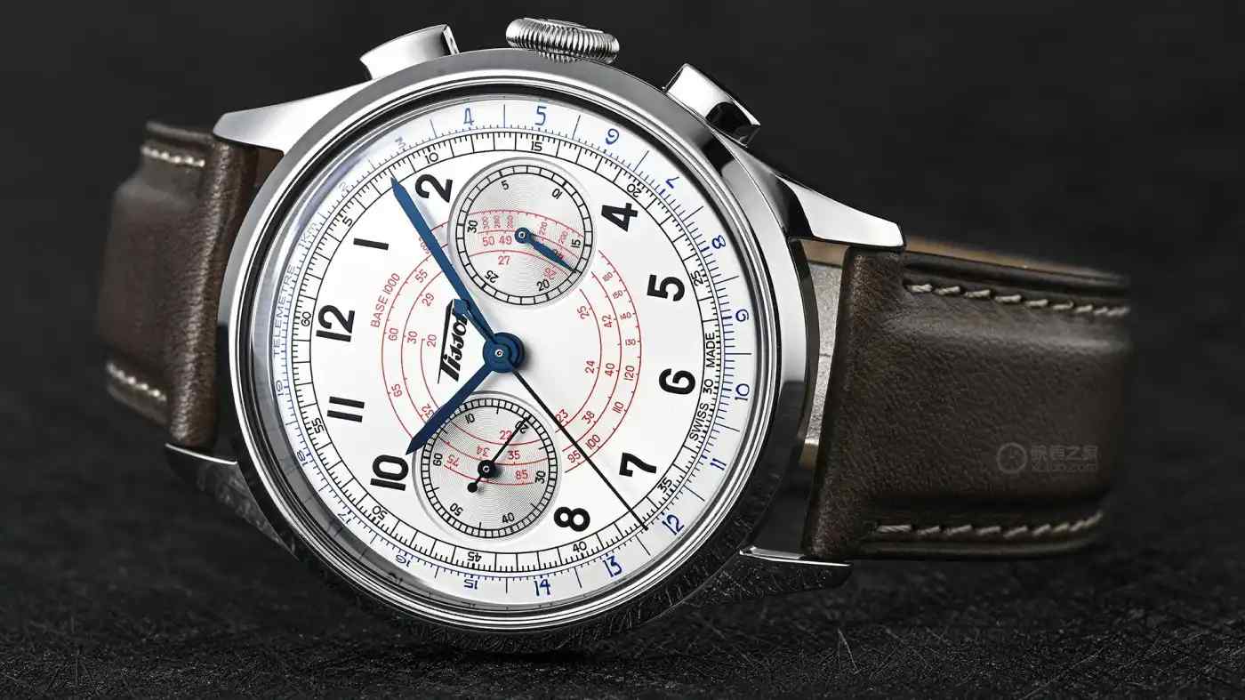 穿越时空的机械浪漫！天梭1938复刻计时码表上市，双刻度盘还原历史经典 | 奈斯探表
