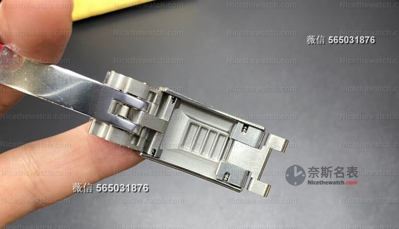 VS厂灰熊迪通拿4130 vs 4131怎么选？全陶瓷圈 vs 金属包边，一篇讲透别再纠结！ | 奈斯探表