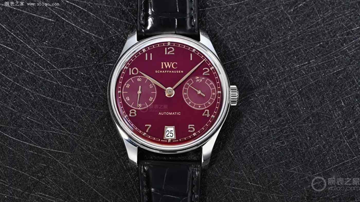 万国马年生肖表震撼上市！葡七勃艮第红盘+镀金骏马摆陀，限量500枚即刻收藏 | 奈斯探表