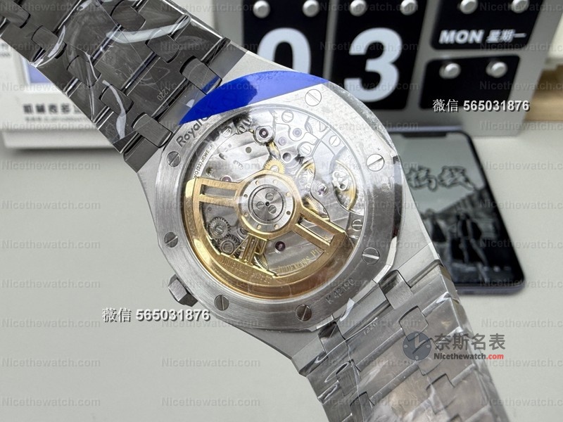 爱彼15500复刻天花板？APS厂4302一体机芯实测，细节竟逼真到这种程度！ | 奈斯探表