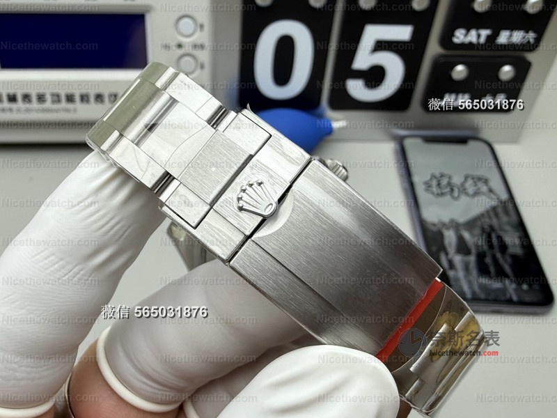 戴了一周后我彻底爱上！Clean Plus全钛游艇表轻到忘记摘，机芯还这么稳？ | 奈斯探表