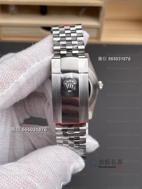别再买错版本！VS厂绿萝日志V2深度测评：丹东3235机芯+放射纹绿盘，细节太狠了！ | 奈斯探表