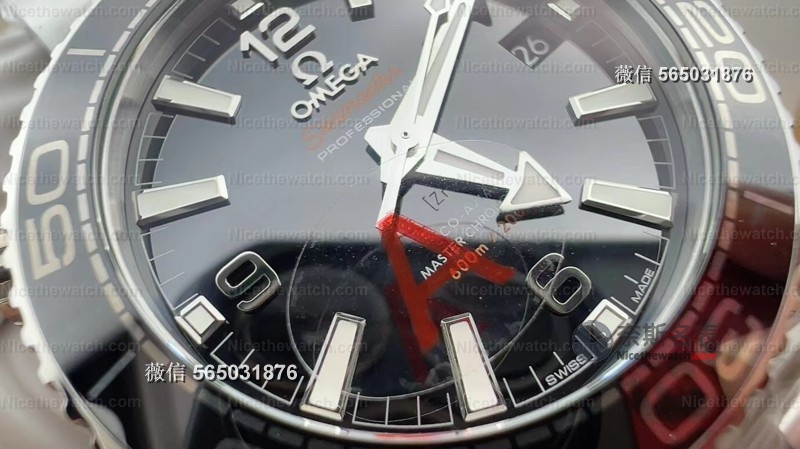 VS厂海马600推小尺寸了！39.5mm男女通吃，搭载8800一体机芯，细节能打还防水？ | 奈斯探表