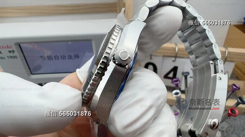 VS厂海马600推小尺寸了！39.5mm男女通吃，搭载8800一体机芯，细节能打还防水？ | 奈斯探表