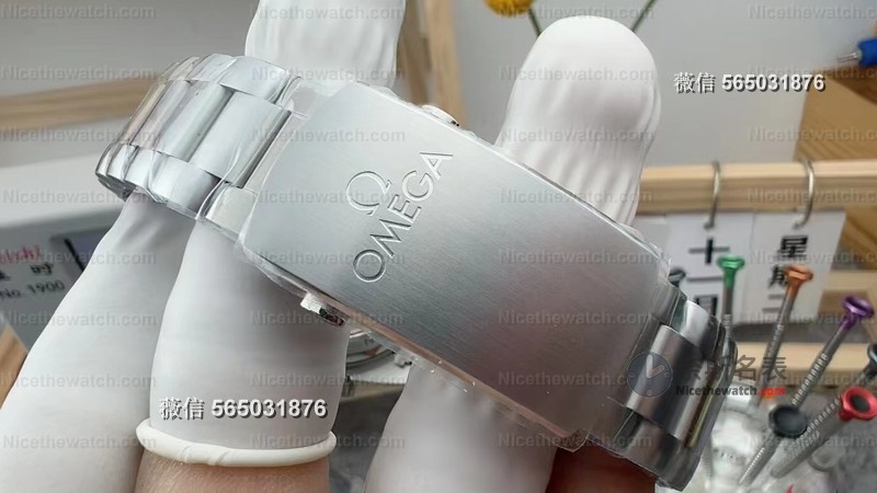 VS厂海马600推小尺寸了！39.5mm男女通吃，搭载8800一体机芯，细节能打还防水？ | 奈斯探表