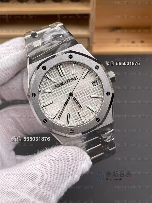 戴上就被问价格！我的DDF爱彼15510ST白盘复刻表真实体验太惊艳 | 奈斯探表