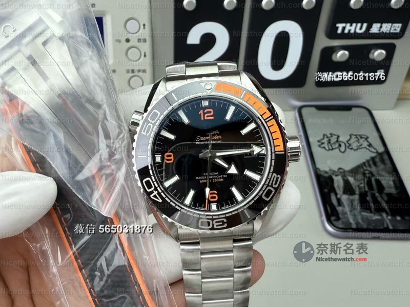 橙圈也能高度还原？VS厂欧米茄四分之一橙实测：连8900机芯都复刻到位！ | 奈斯探表