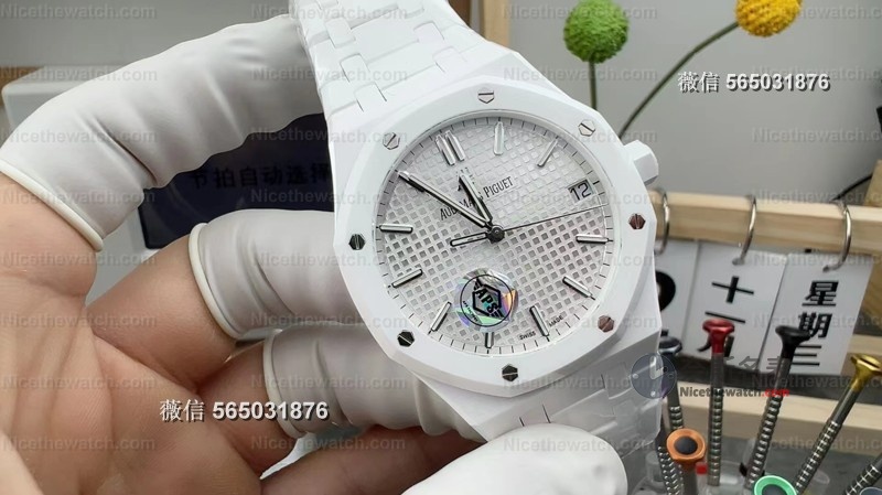 全陶瓷也能高度还原？APS厂爱彼15500白陶瓷实测：轻如羽毛，硬如磐石！ | 奈斯探表