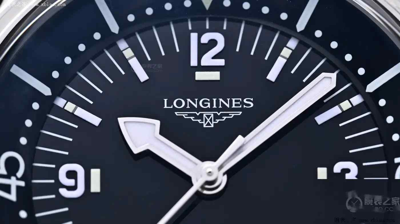 复古潜水新宠！浪琴复刻经典7042，内置表圈设计太绝了！ | 奈斯探表