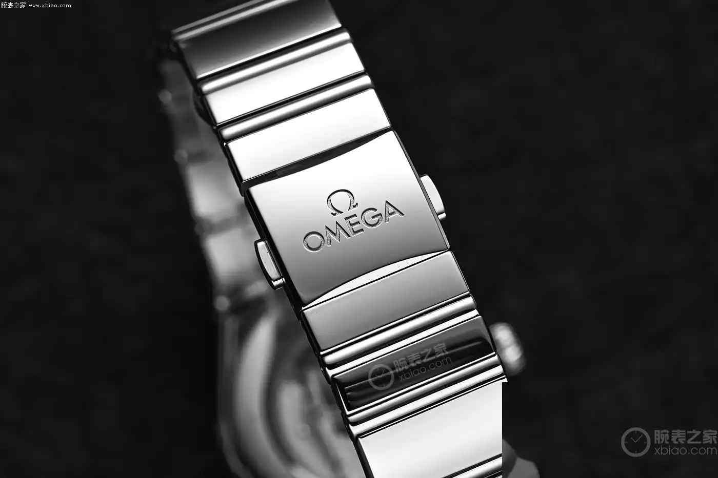 欧米茄星座三色盘新作！28毫米精钢款托爪经典，钻石圈闪到你心动 | 奈斯探表