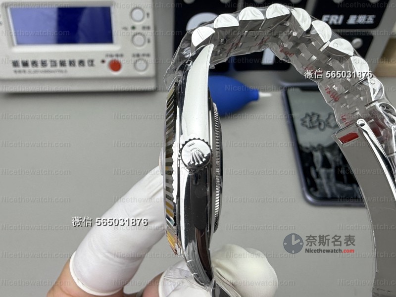 丹东3235机芯+V2升级！VS厂薄荷绿日志细节到底有多“顶”？实拍揭秘 | 奈斯探表