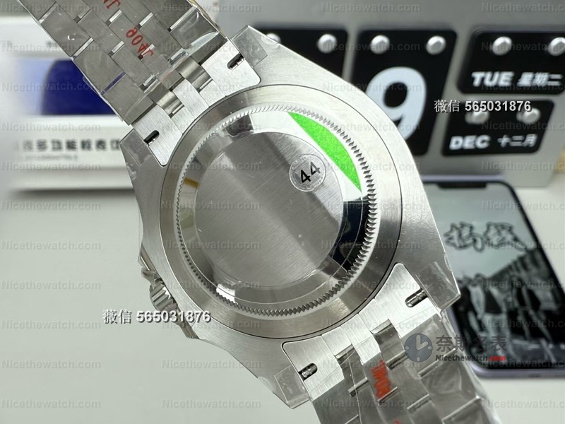 别再买C厂了？VS厂劳力士可乐圈实测，12.1mm厚度+真快调日历太顶了 | 奈斯探表