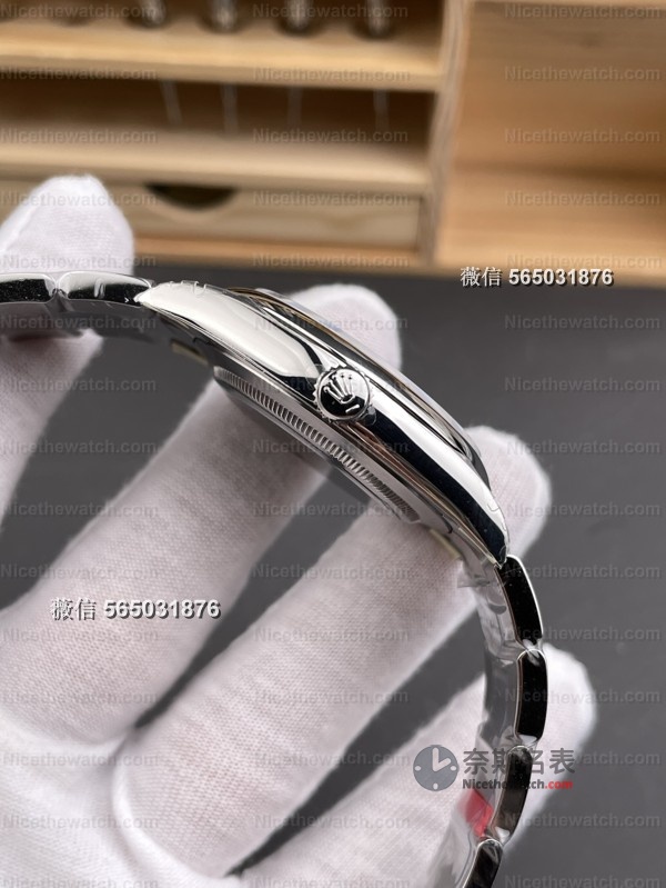 不是原版买不起，而是VS厂泡泡盘更有性价比！蒂芙尼蓝+彩色刻度太上头 | 奈斯探表