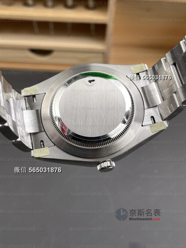 不是原版买不起，而是VS厂泡泡盘更有性价比！蒂芙尼蓝+彩色刻度太上头 | 奈斯探表