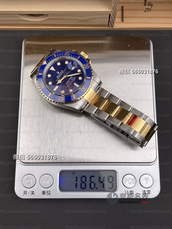 VS间金蓝水鬼V2配重版实测！186克精准对版，丹东3235机芯稳如正品！ | 奈斯探表
