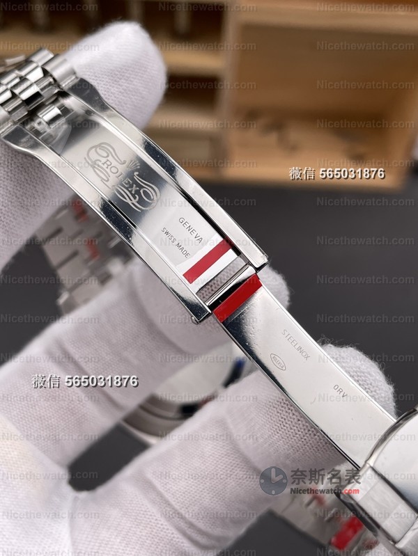 “灰钻=会赚”？VS灰钻日志深度实测：莫桑钻+丹东3235机芯，细节拉满太香了！ | 奈斯探表