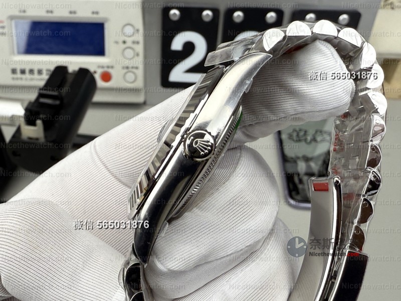 C Plus日志蓝面深度评测：是C厂“原班人马”回归？做工与机芯表现如何？ | 奈斯探表