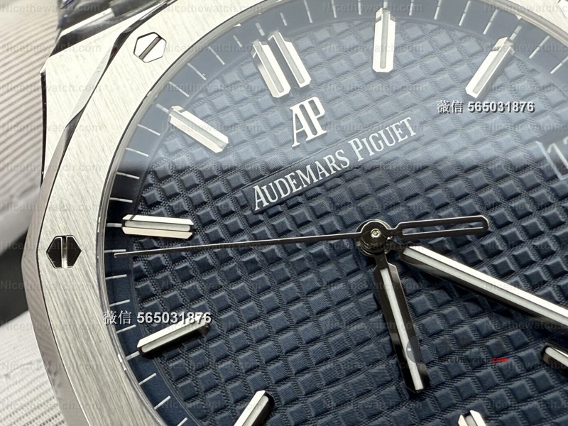 蓝盘灰盘全拿下！为什么说VS厂爱彼15500是2026年最值得买的复刻钢王？ | 奈斯探表