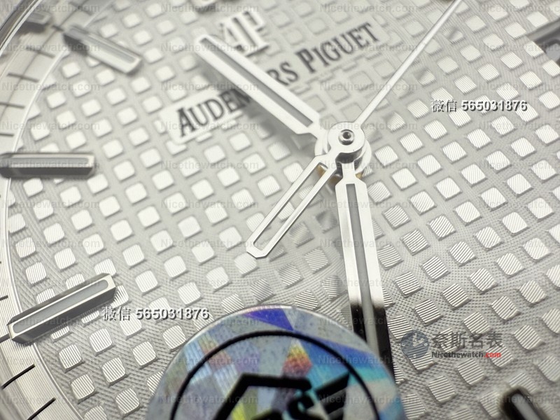 站西市场黑马！APS爱彼15500搭载4302一体机芯无卡度+配重砝码，23节表带配重精准，商务休闲两相宜 | 奈斯探表