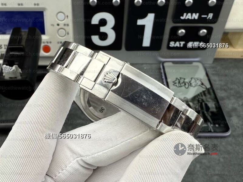 VS厂熊猫迪通拿评测：丹东4131机芯加持，它真是复刻界的终极答案吗？ | 奈斯探表