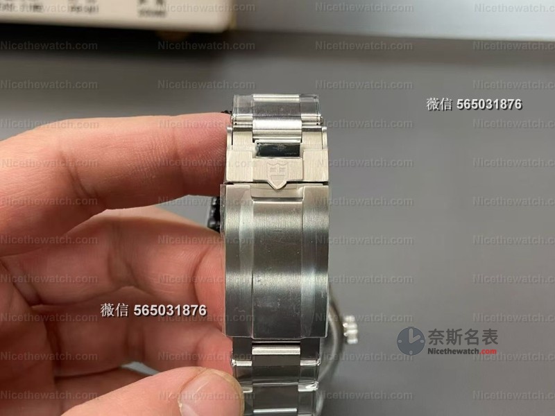 39mm小表径逆袭！ZF厂帝舵79470实测：T-fit快调救我狗命，通勤党闭眼入 | 奈斯探表