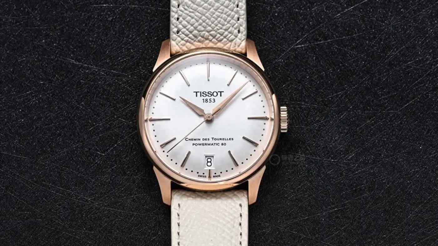 送女生的第一块瑞士机械表！天梭杜鲁尔“奶油款”，6800元把温柔戴在腕间 | 奈斯探表