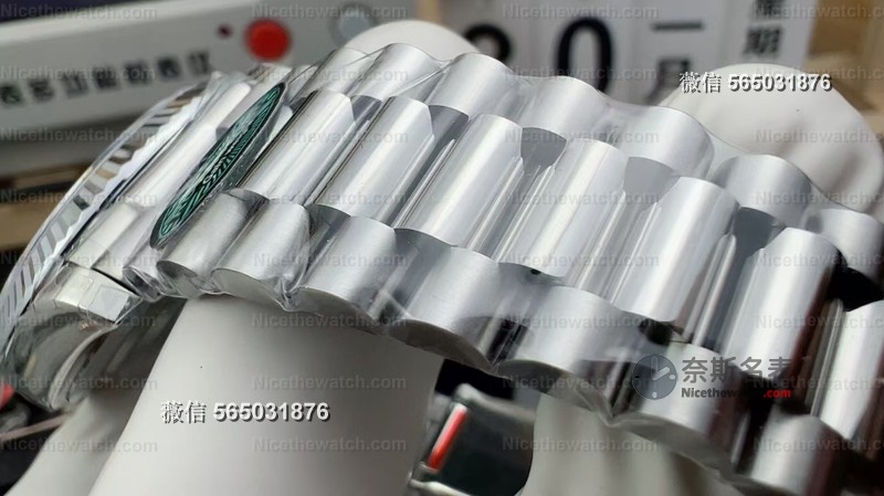 RC厂冰蓝日志配重版实测：210克真手感+3255一体机芯，这做工真的没谁了！ | 奈斯探表