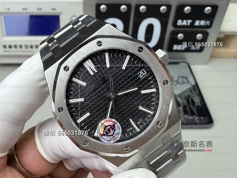 APS爱彼15510ST黑盘开箱实测：41mm钢王复刻表值不值得入？看完这篇再决定 | 奈斯探表