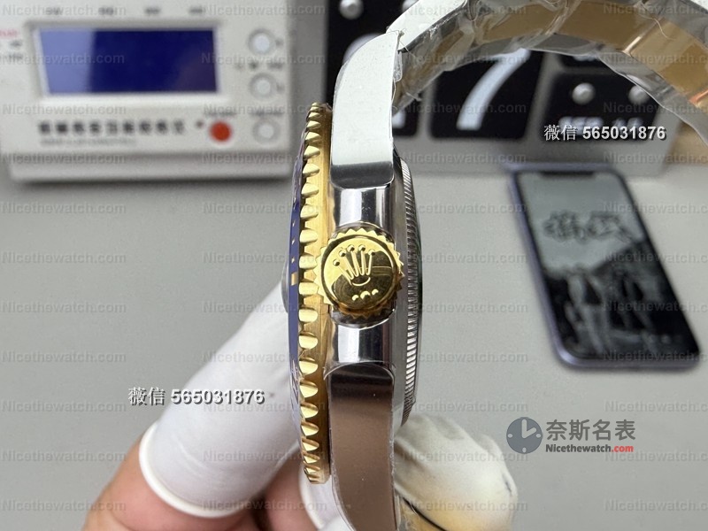 间金蓝水鬼终极进化！VS厂V2配重版实测180克，丹东3235机芯+电镀金工艺太顶了 | 奈斯探表
