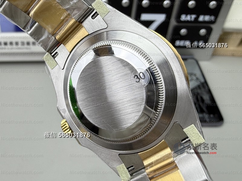 间金蓝水鬼终极进化！VS厂V2配重版实测180克，丹东3235机芯+电镀金工艺太顶了 | 奈斯探表