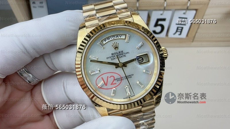 贝母盘每一块都独一无二！VS厂DD星期日志实测：丹东3255机芯+183克配重，奢华感拿捏到位 | 奈斯探表