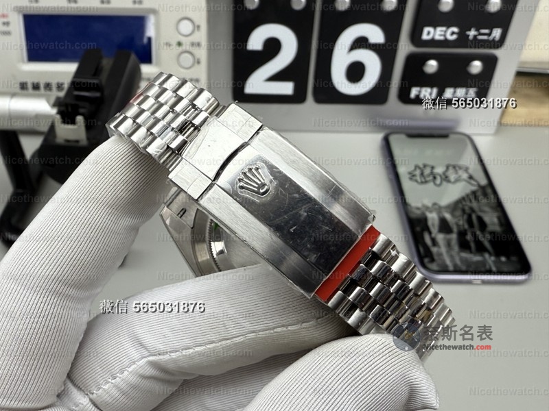 VS厂V2绿萝日志41mm深度评测：重量对版+丹东3235机芯，这次升级够不够硬核？ | 奈斯探表