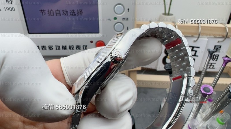 章鱼哥实测：2026款VS厂渐变绿日志V2，这抹绿真的能对标正品？ | 奈斯探表