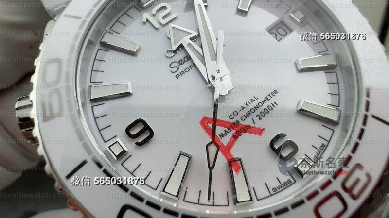 VS厂海马600小尺寸实测：39.5mm+丹东8800一体机芯，小手腕福音来了！ | 奈斯探表