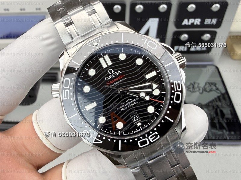 VS厂海马300米V4版，丹东8800机芯+53小时动储，这稳定性真的吊打老款！ | 奈斯探表
