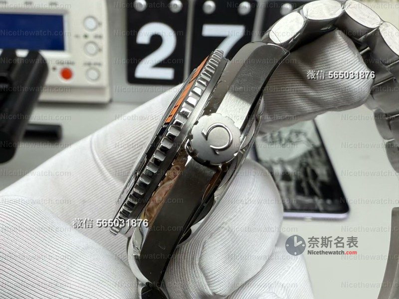 VS厂欧米茄四分之一橙V2版实测：8900一体机芯+软胶圈口，两大核心优势解析 | 奈斯探表