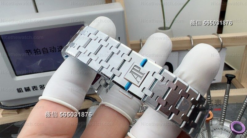 DDF厂爱彼26240实测：真4401机芯+飞返计时，这款复刻能替代APS吗？ | 奈斯探表