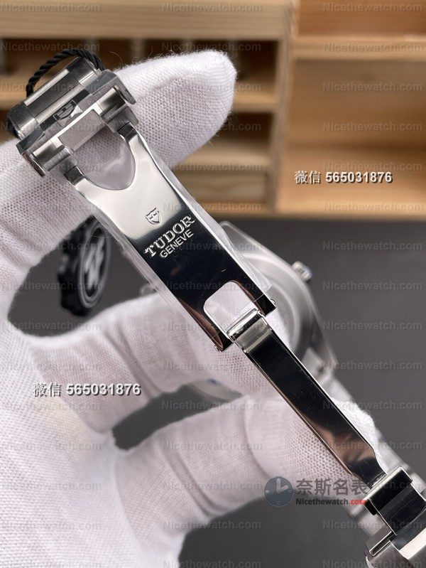 ZF厂帝舵碧湾54型实测：37mm小表径+海鸥2824，这款复古潜水表真的香！ | 奈斯探表